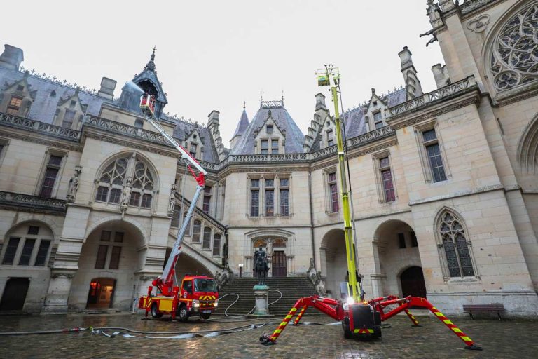 les pompiers du SDIS 60 ont mis en pratique leur nouvel équipement révolutionnaire, le robot Hélios.
