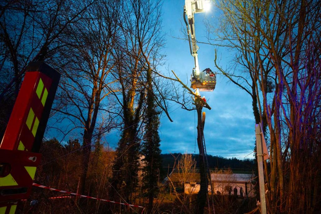 oise élagueur blesse à 12 metres de haut