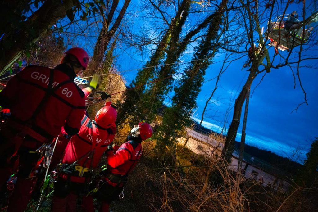 oise élagueur blesse a 12 metres de haut