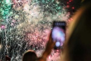 interdiction des feux d'artifice pour les fêtes – Précautions et régulations détaillées