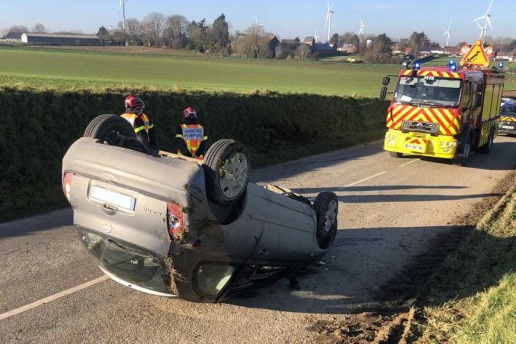 un conducteur a perdu le controle de sa voiture sur la d72 pres de peronne