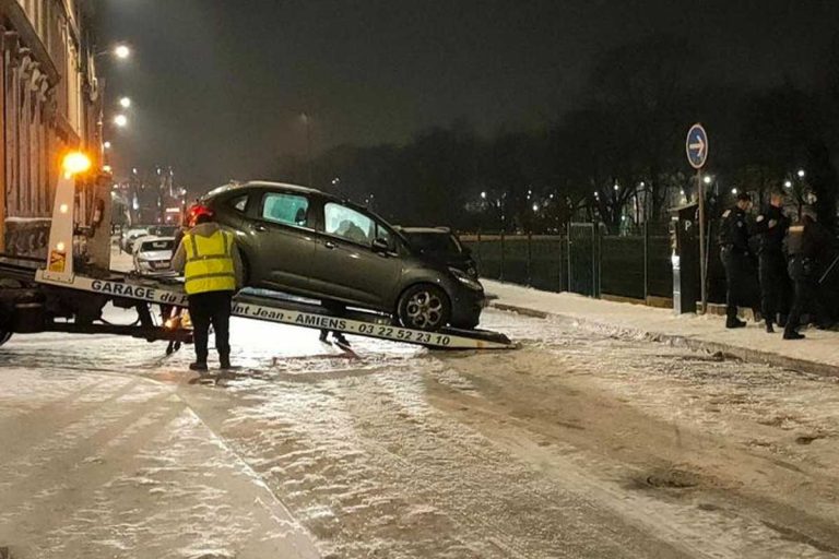 accident boulevard jules verne amiens