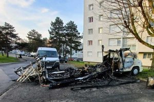incendie camping car abbeville