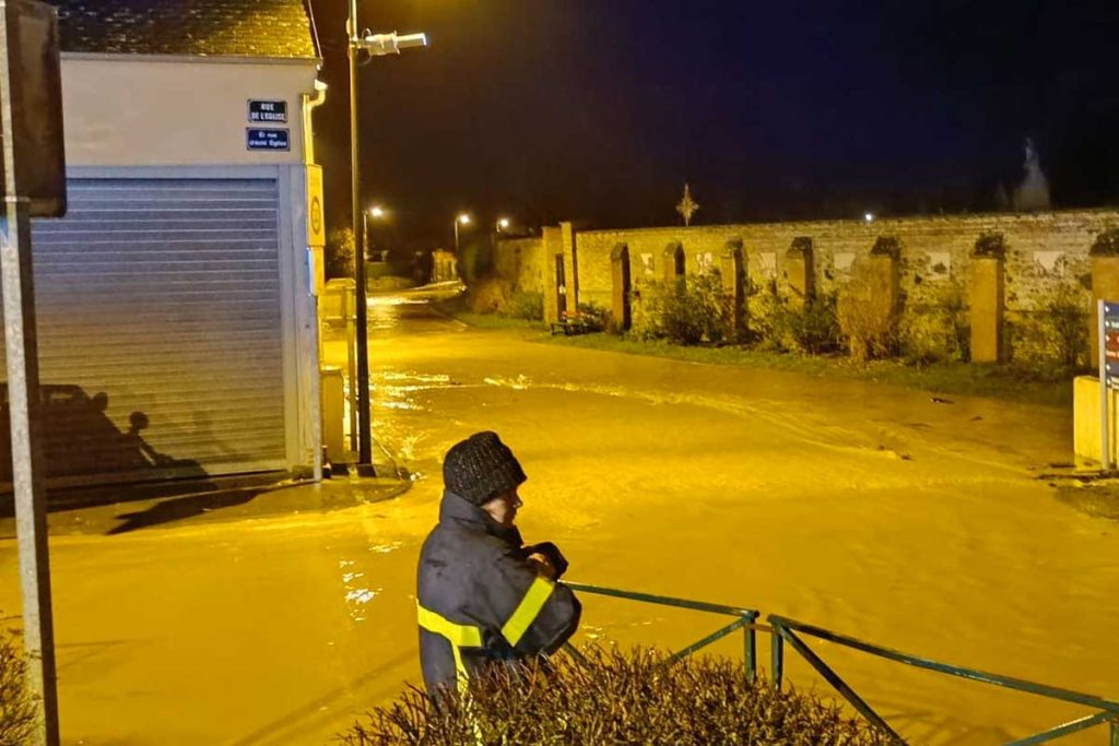 naours inondations rue