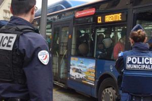 controle surprise bus beauvais