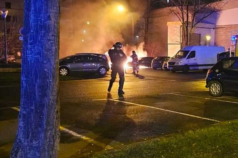 incendie voiture beauvais