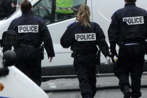 policiers