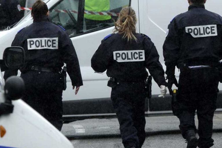 policiers
