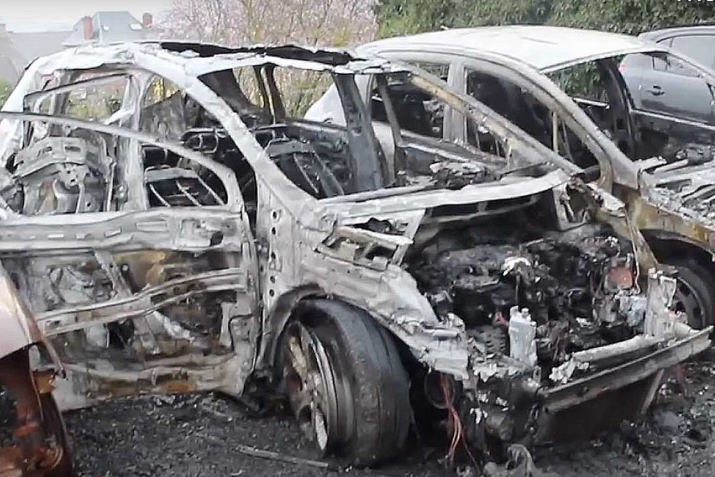 voiture en flamme moreuil