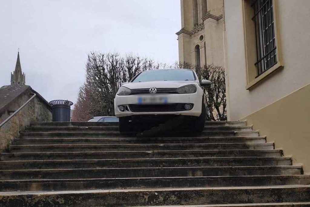 voiture levitation senlis