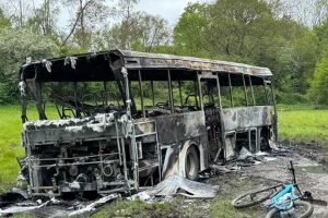 incendie bus danizy