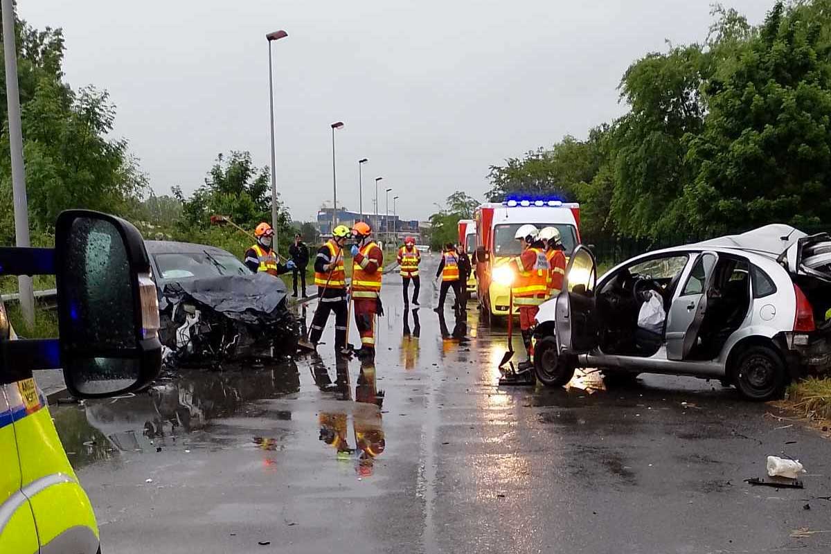 accident frontal villers saint paul
