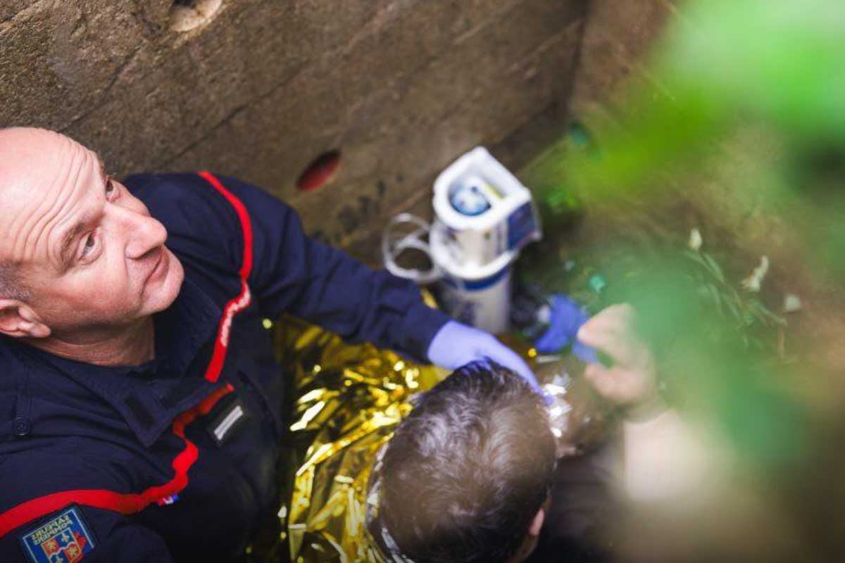 homme tombe dans fosse montdidier