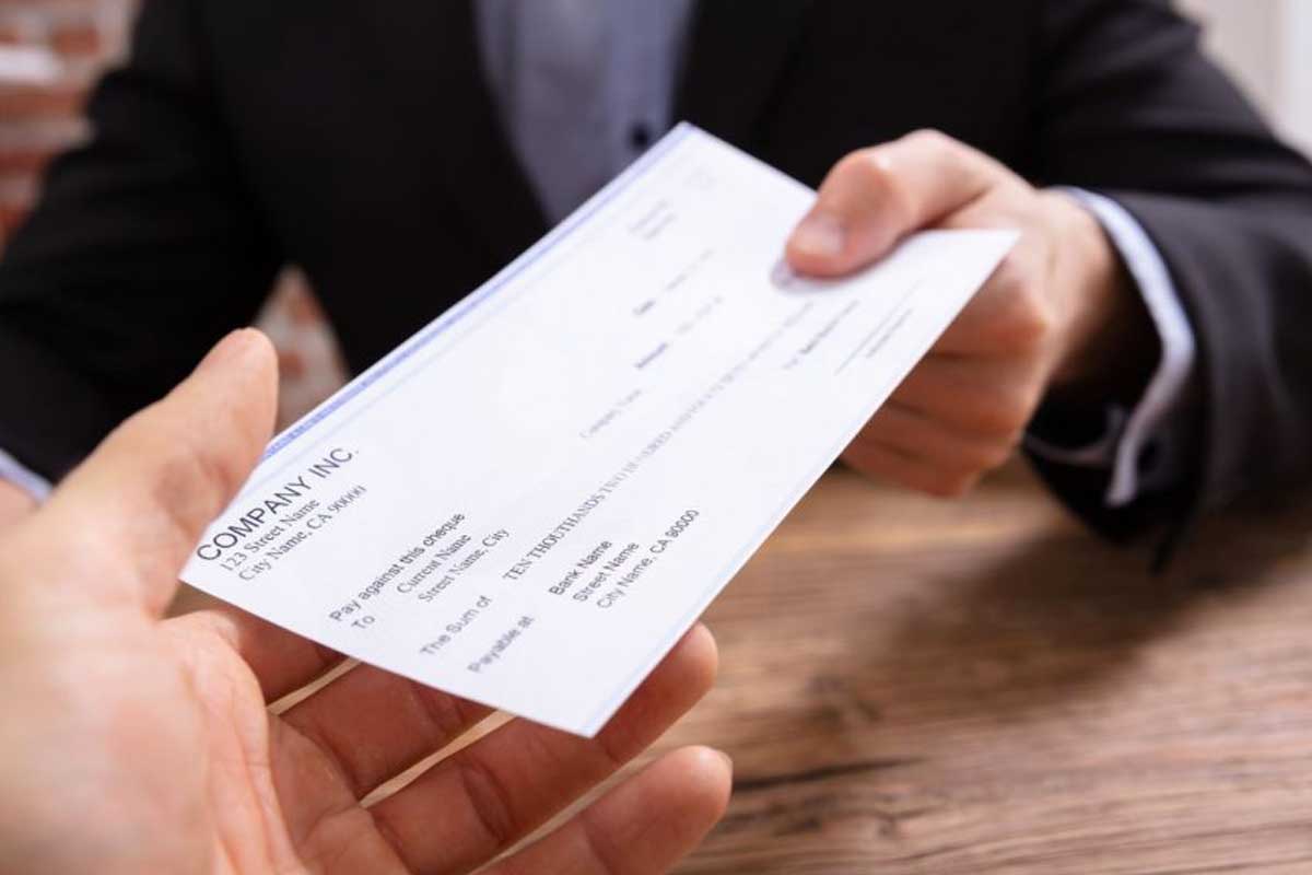 cheque en bois