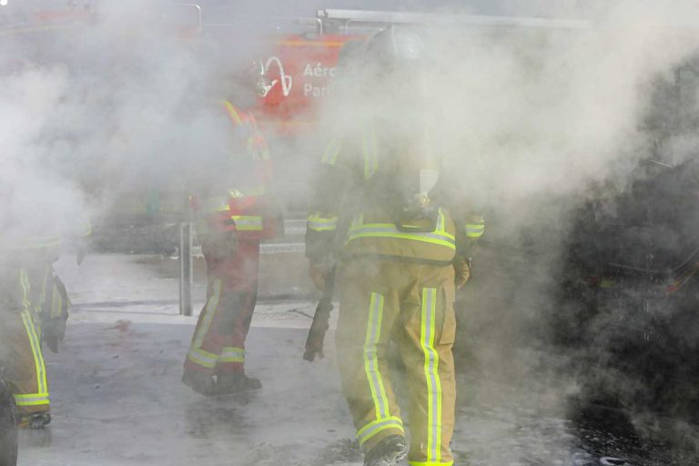 incendie voiture hybride beauvais