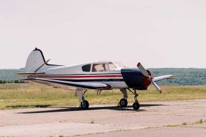 avion bi moteur
