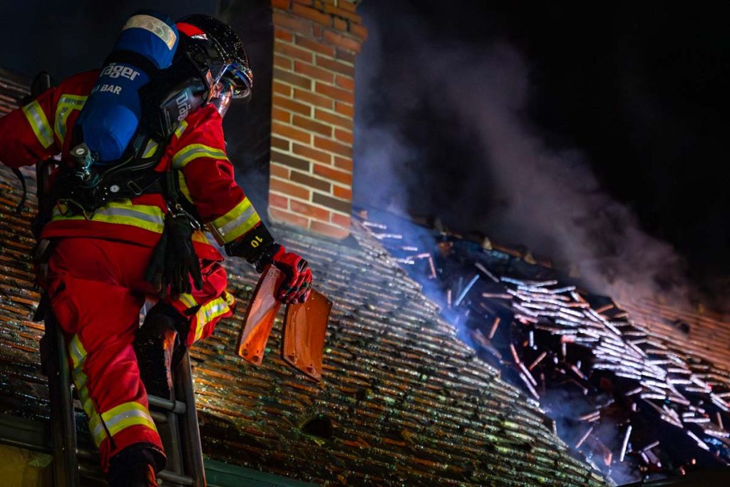 incendie pavillon vineuil saint firmin toiture