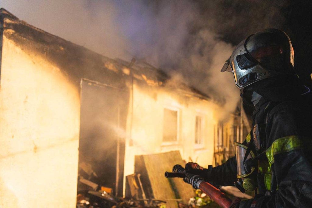 maison en feu nesle