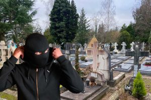 vol cimetiere