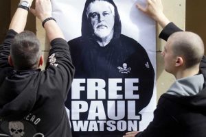 affiche liberez paul watson