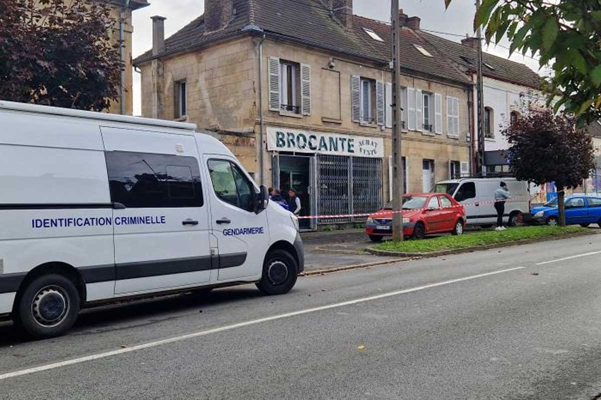 meutre a la tronconneuse verberie