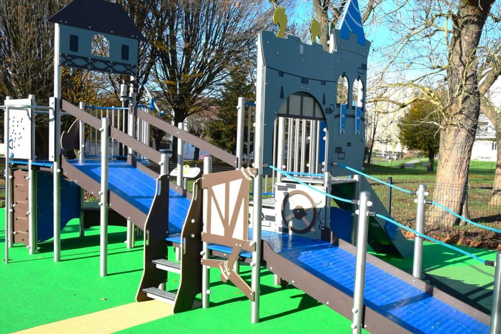 aire de jeu inclusive pont sainte maxence