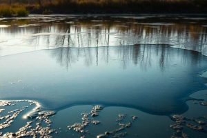 nappe de fuel etang