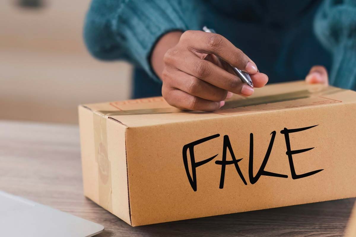 faux colis arnaque