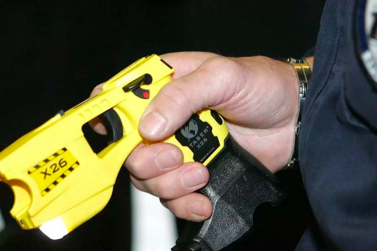gendarme taser