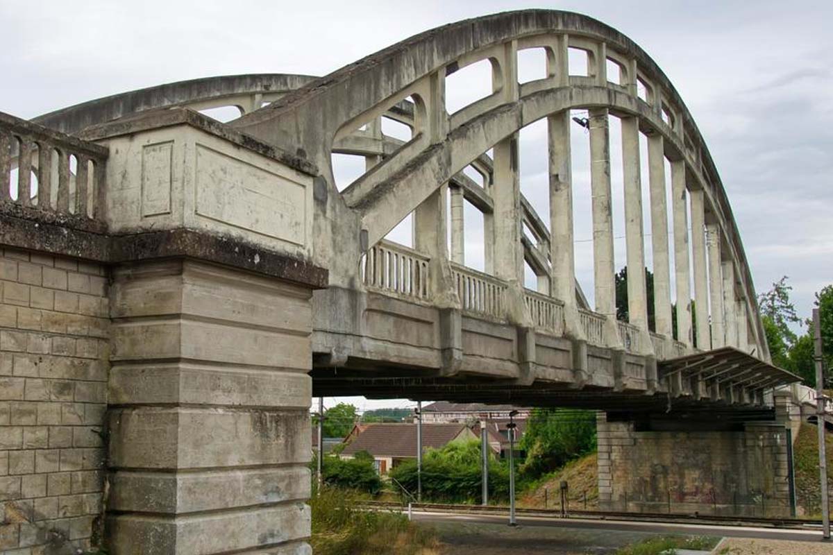 pont gare noyon