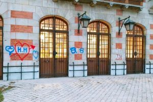 gare senlise vadalisee