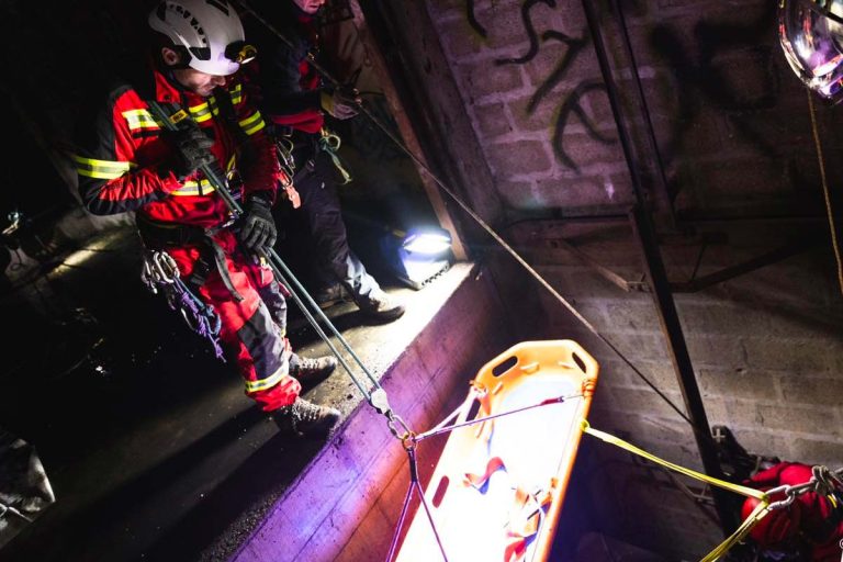 pompiers amiens sauvetage en milieu perilleux