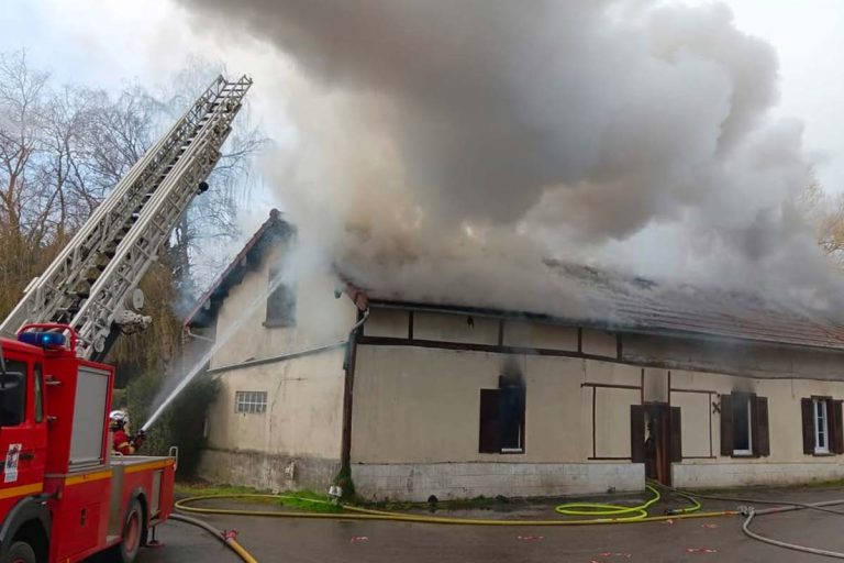 incendie escames
