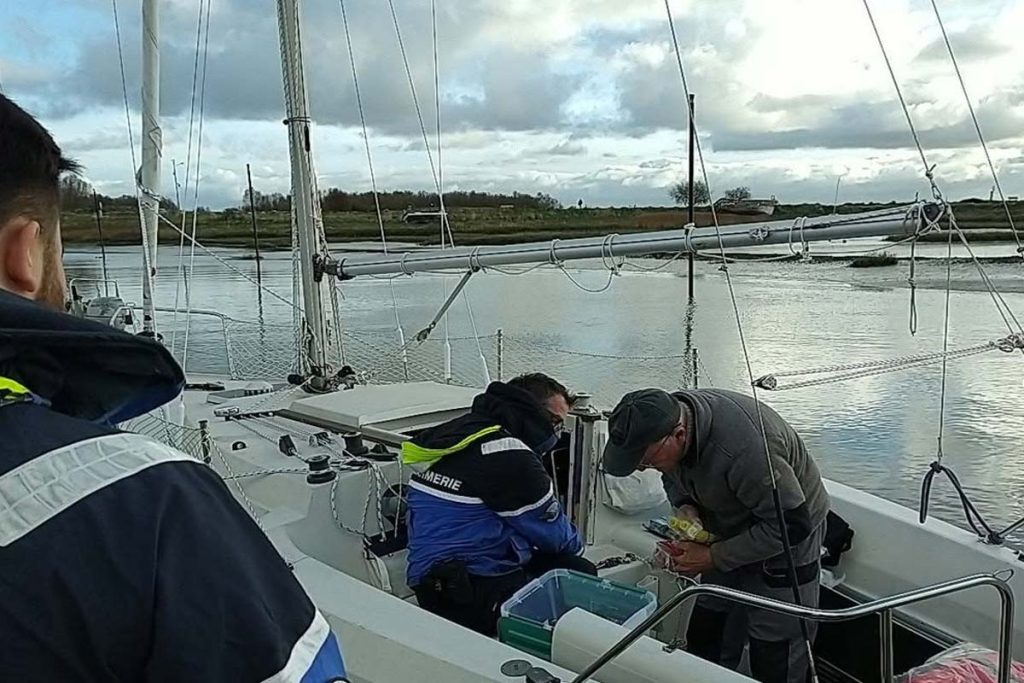 Contrôles antidrogue au port du Crotoy