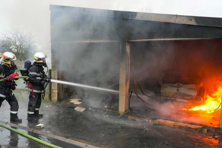 feu garage farivillers